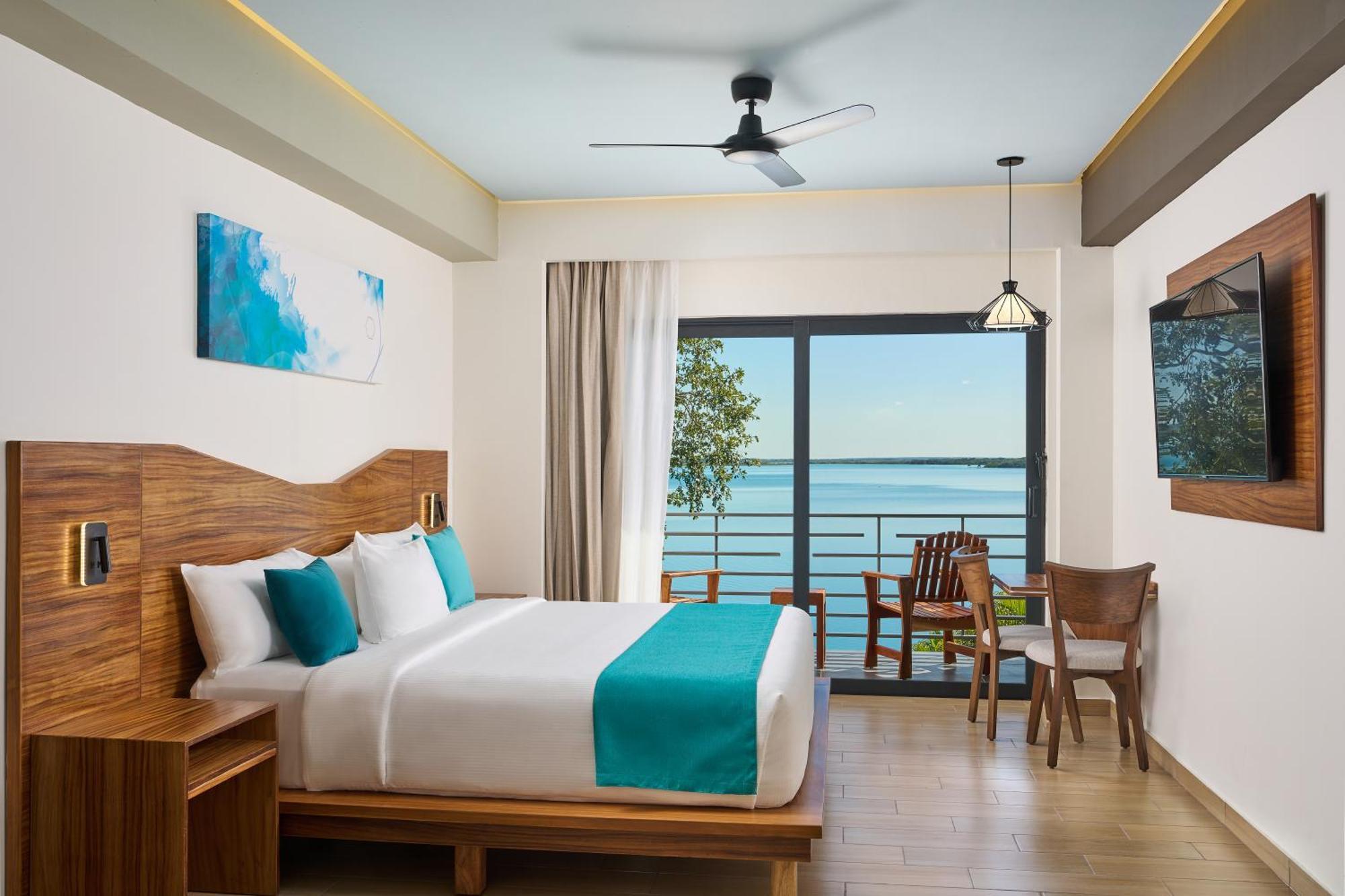 Cristalino Lagoon Front Hotel, Restaurant & Spa บากาลาร์ ภายนอก รูปภาพ