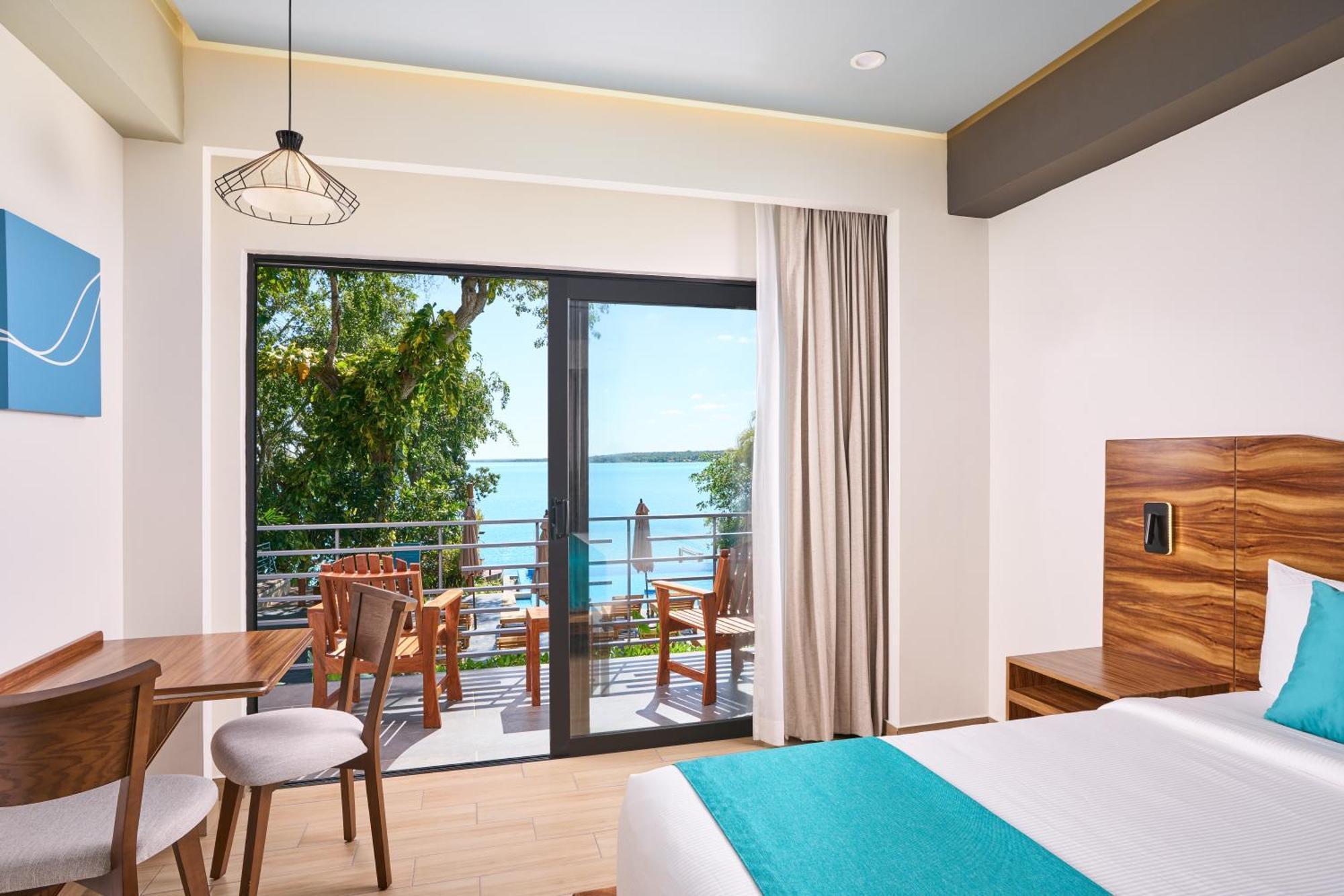 Cristalino Lagoon Front Hotel, Restaurant & Spa บากาลาร์ ภายนอก รูปภาพ