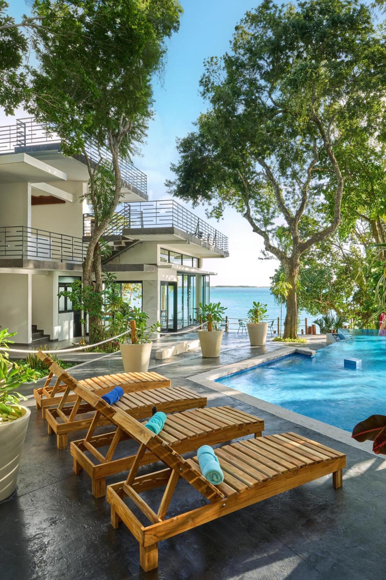Cristalino Lagoon Front Hotel, Restaurant & Spa บากาลาร์ ภายนอก รูปภาพ