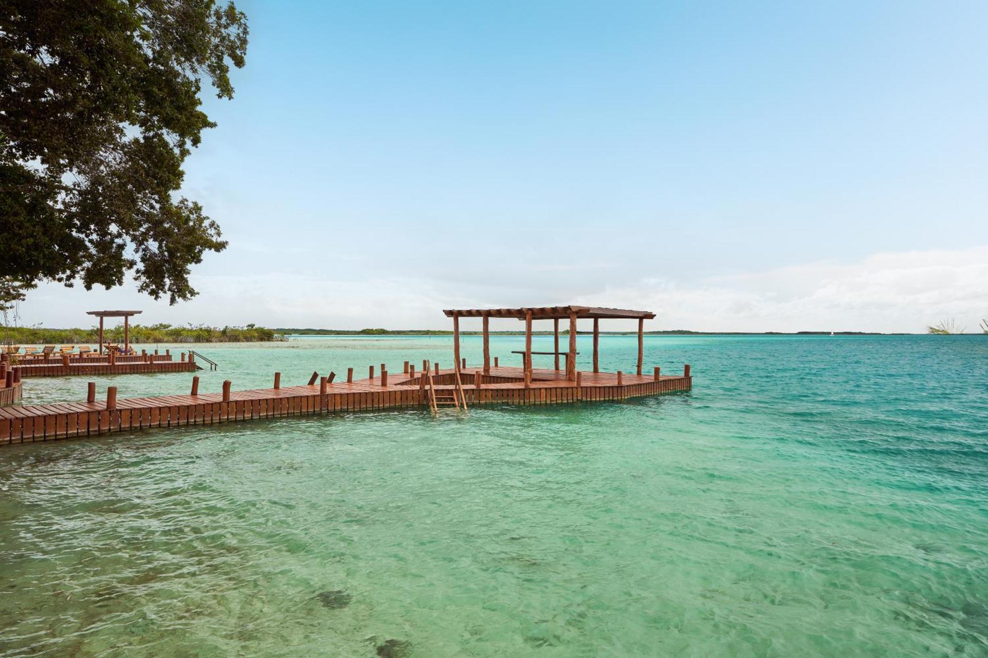 Cristalino Lagoon Front Hotel, Restaurant & Spa บากาลาร์ ภายนอก รูปภาพ