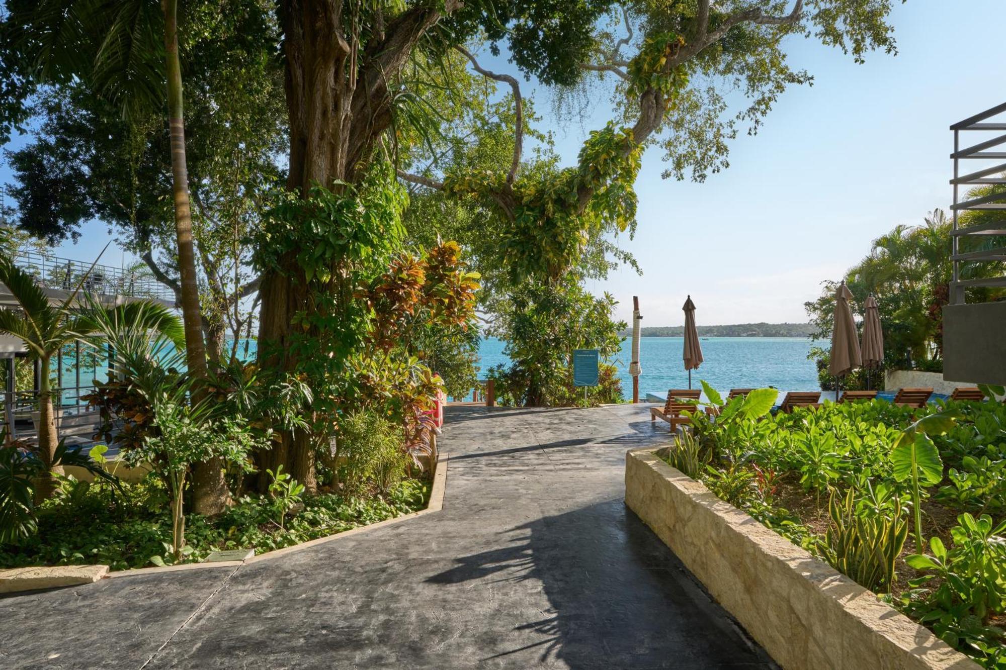 Cristalino Lagoon Front Hotel, Restaurant & Spa บากาลาร์ ภายนอก รูปภาพ