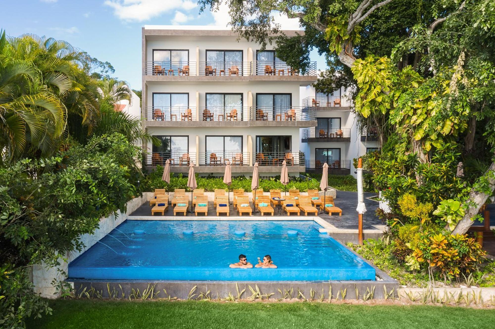 Cristalino Lagoon Front Hotel, Restaurant & Spa บากาลาร์ ภายนอก รูปภาพ