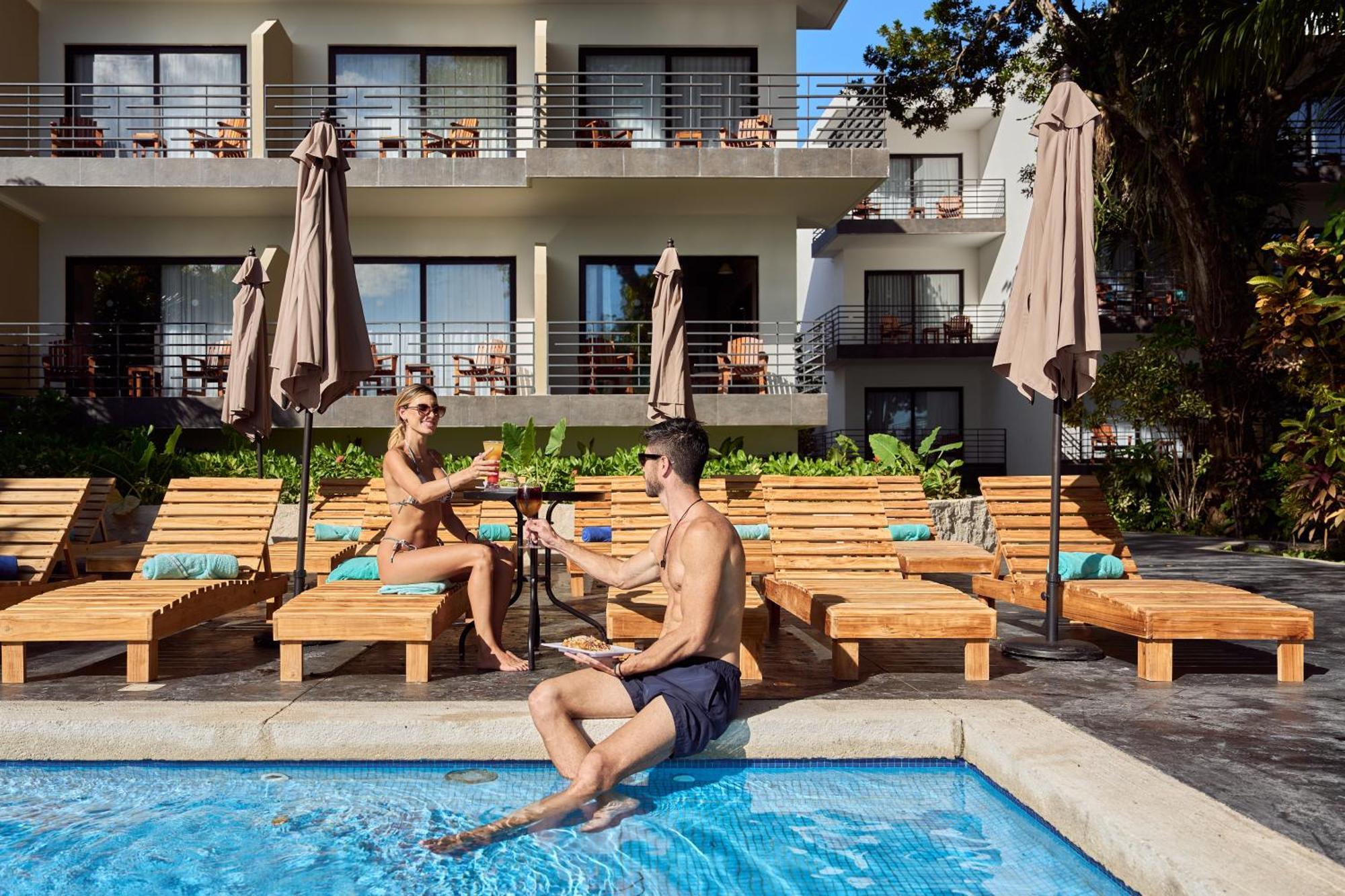 Cristalino Lagoon Front Hotel, Restaurant & Spa บากาลาร์ ภายนอก รูปภาพ